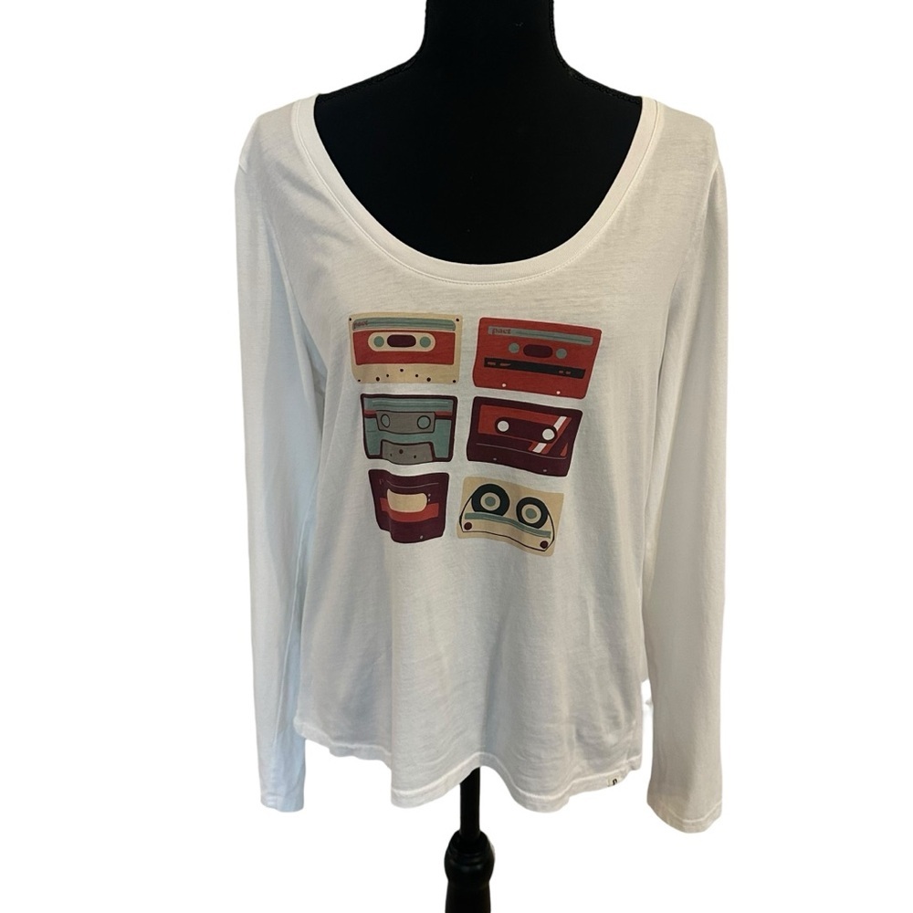 Pact Long Sleeve T-Shirt Retro Radio Graphic Organic Cotton Casual Size Large